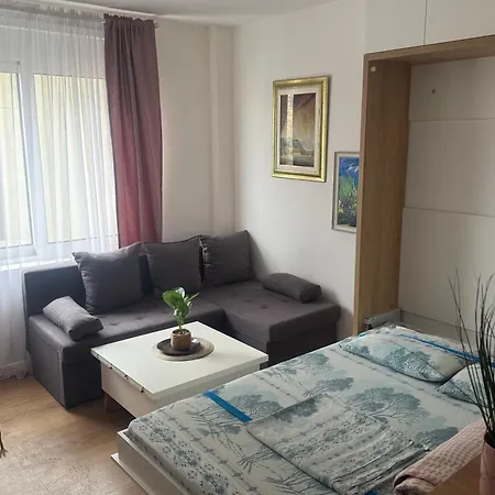 Apartman Centar *